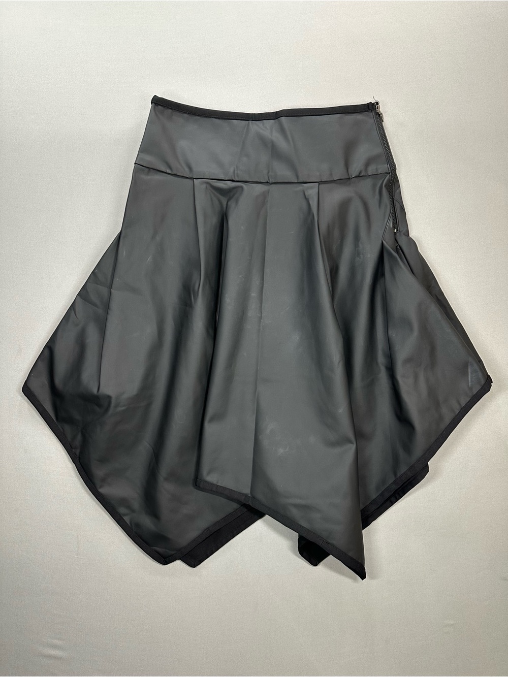 NWT Sarah Pacini Handkerchief Hem, Structured Skirt - Womens 02